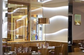 Mur_et_plafond_tendu_restaurant2