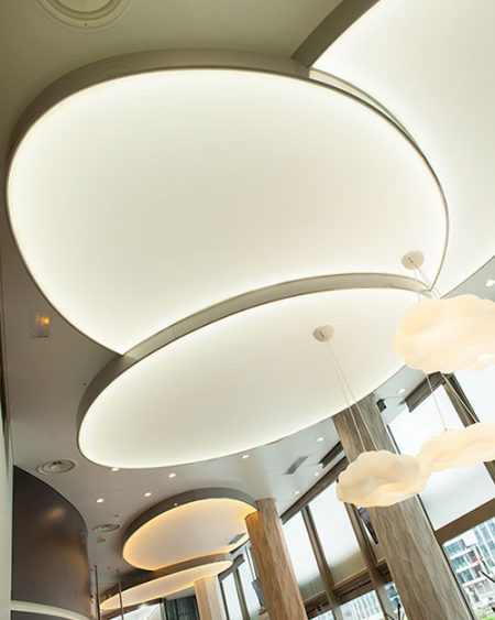 Plafond Tendu Lumineux avec Dalle LED